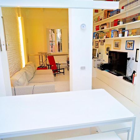 Elegant And Modern Loft In Medieval بولونيا المظهر الخارجي الصورة