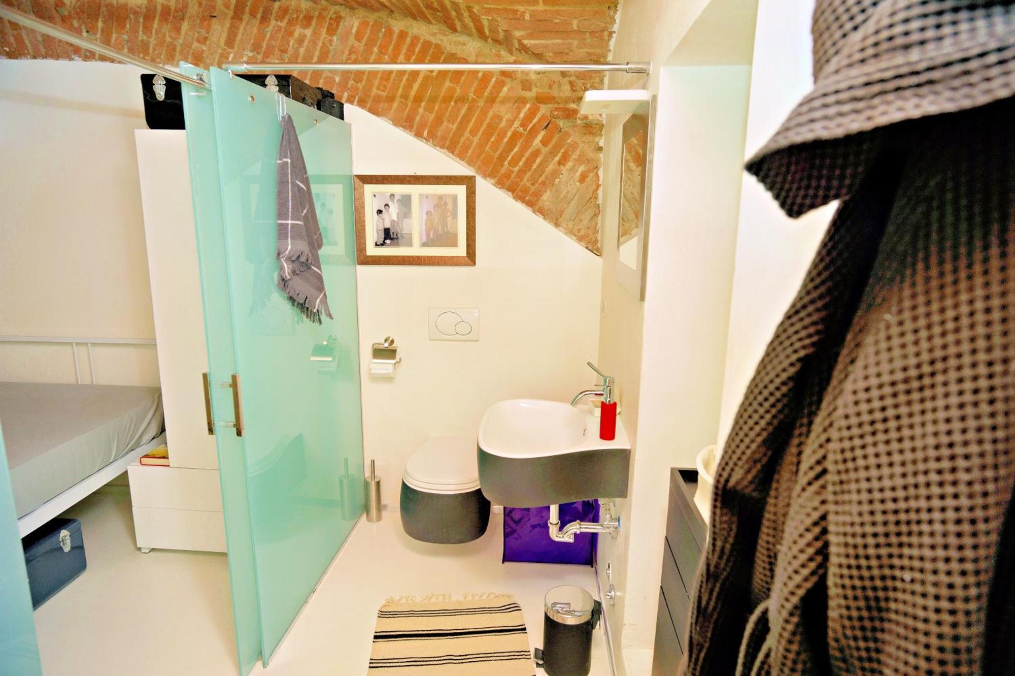 Elegant And Modern Loft In Medieval بولونيا المظهر الخارجي الصورة