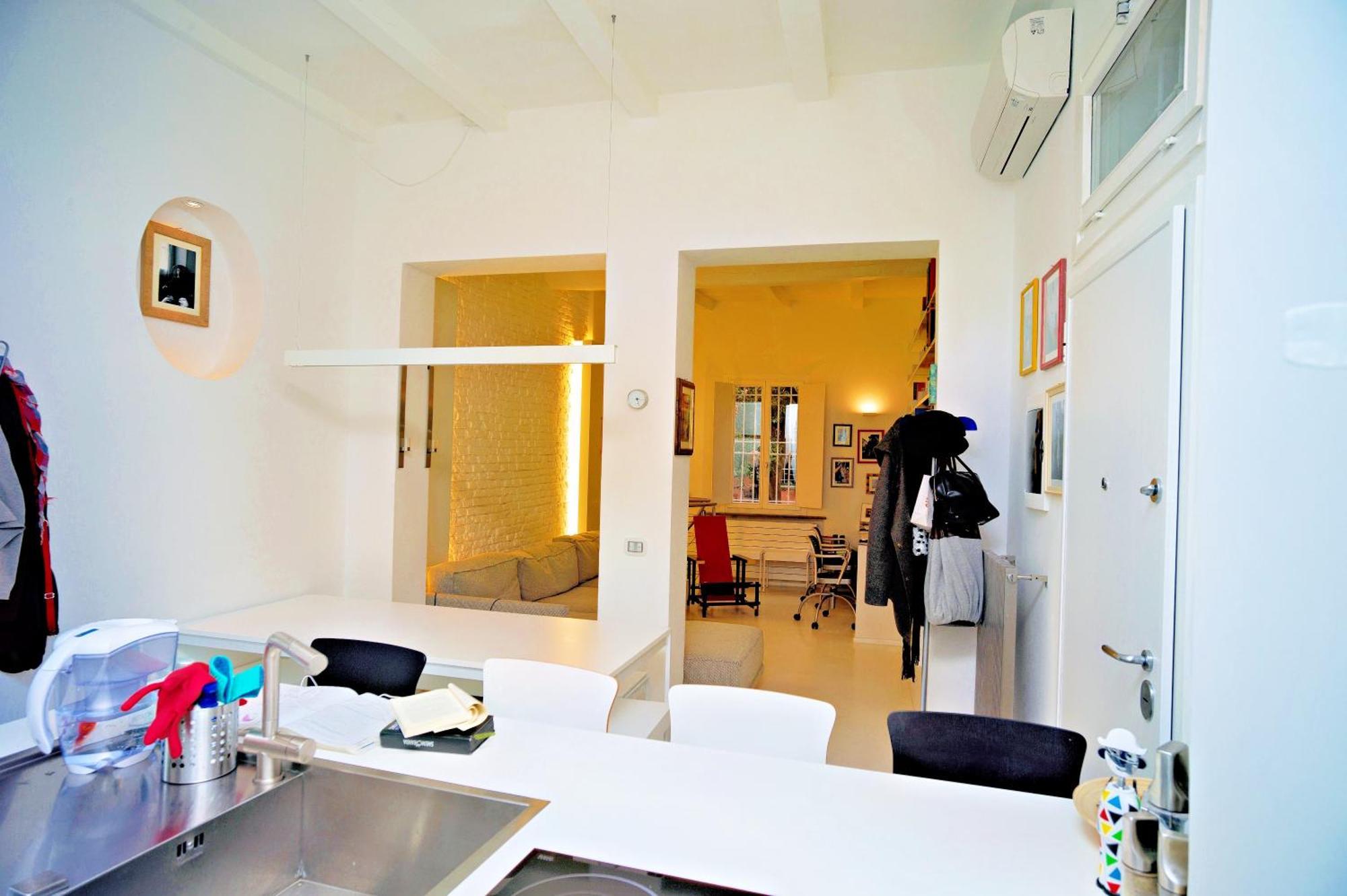 Elegant And Modern Loft In Medieval بولونيا المظهر الخارجي الصورة